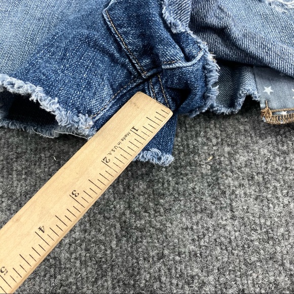 Lucky Brand Jean Shorts Malibu Short Frayed Hem Size 14/32 distressed - Picture 3 of 9